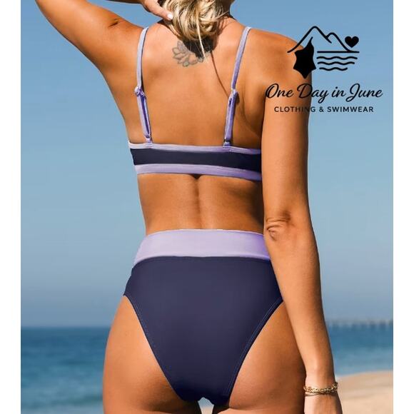 Cupshe Keyhole Bikini Swimsuit Size L - Picture 2 of 7